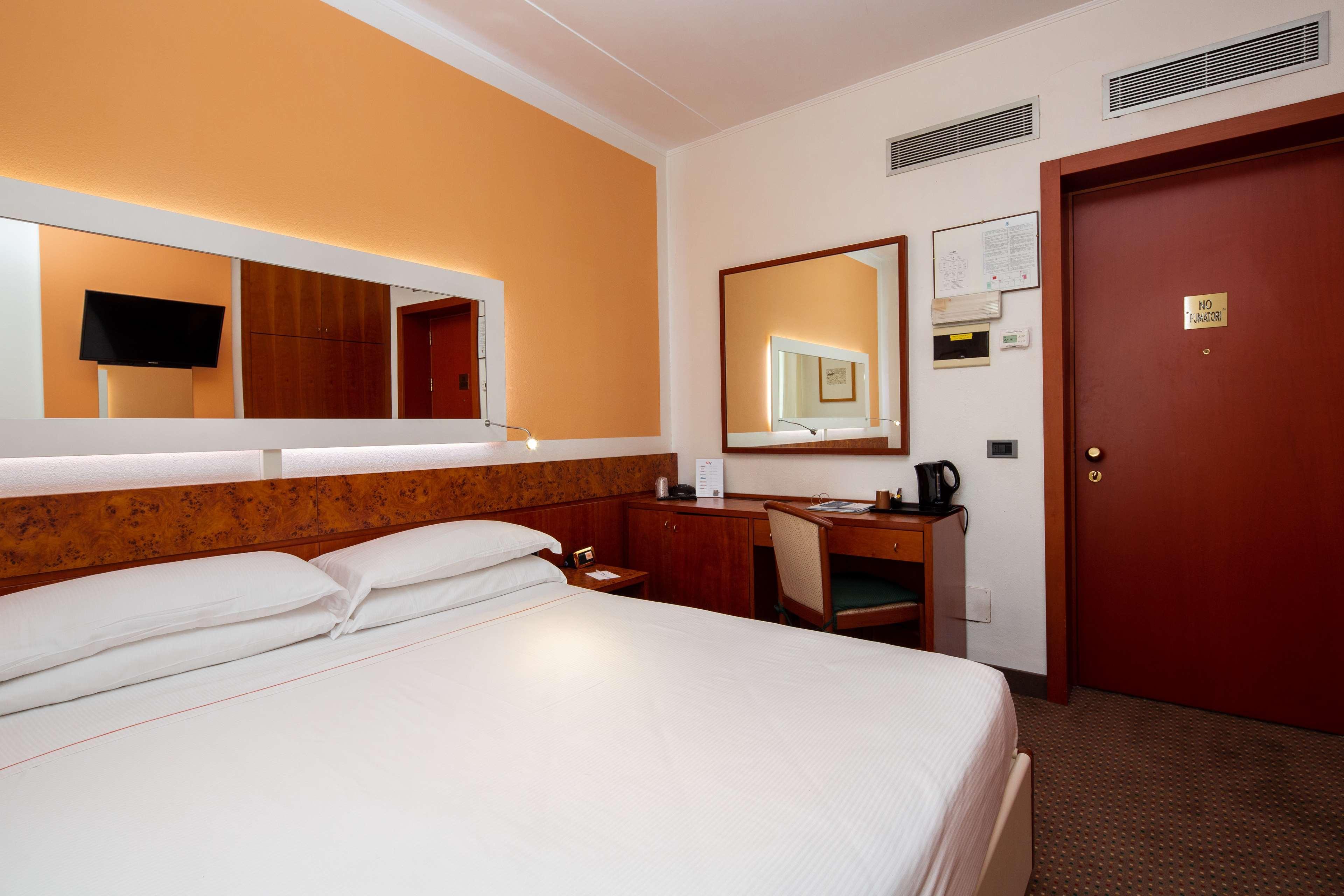 Jet Hotel, Sure Hotel Collection By Best Western Gallarate Exterior foto